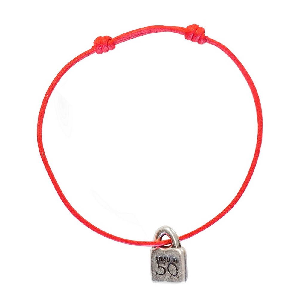 Authentic UNO de 50 red string and lock bracelet
